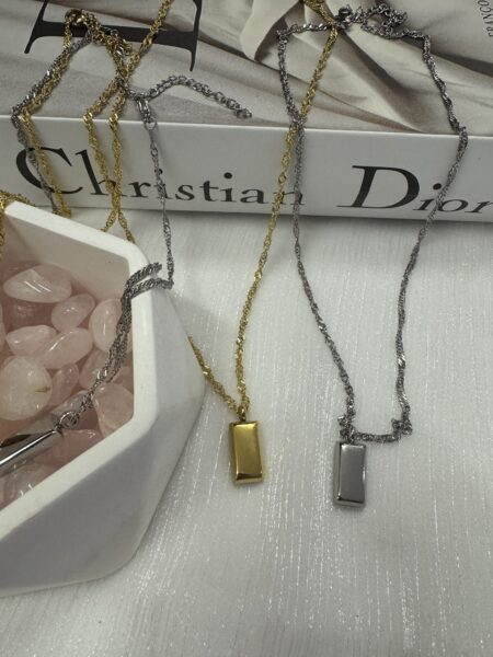 Block Pedant Necklace N$200/1