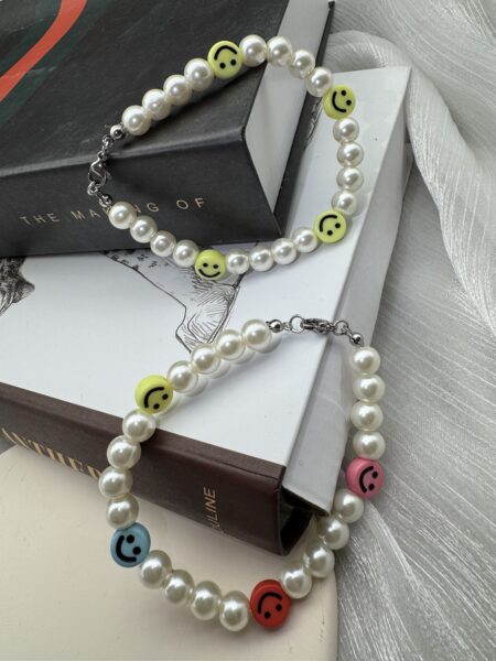 Pearl mix Bracelet N$100/1