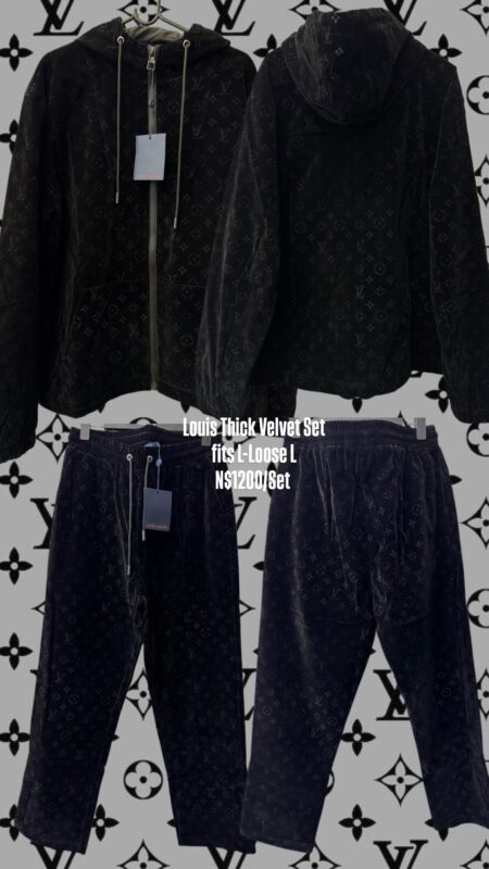 Louis Thick Velvet Set fits L-Loose L N$1200/Set