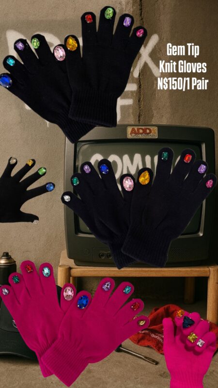 Gem Tip Knit Gloves N$150/1 Pair