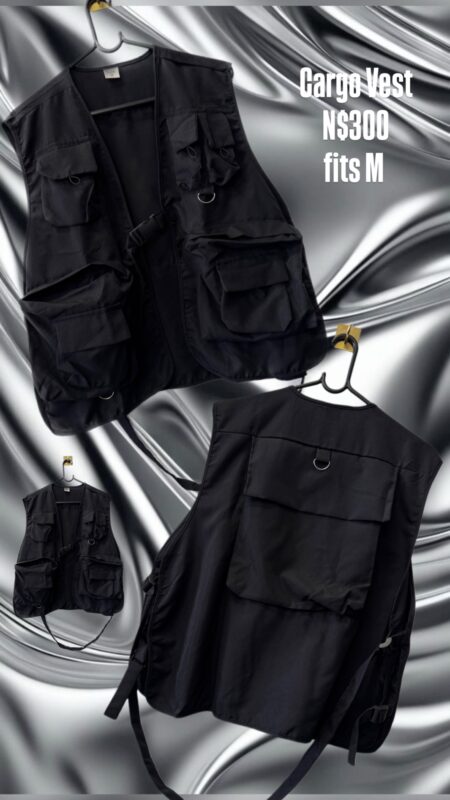 Cargo Vest N$300 fits M