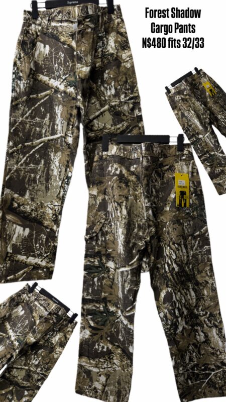 Forest Shadow Cargo Pants N$480 fits 32/33