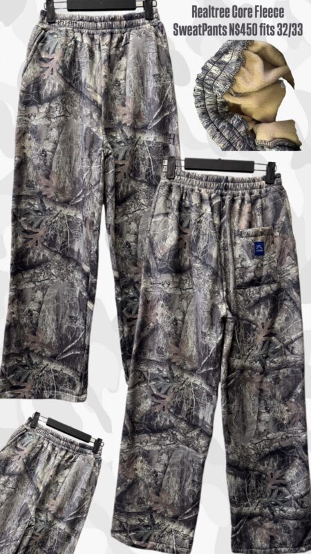 Realtree Core Fleece SweatPants N$450 fits 32/33
