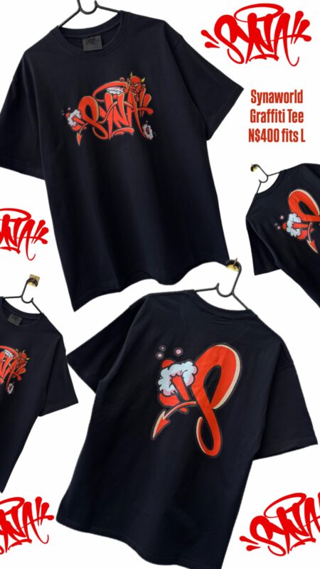 Synaworld Graffiti Tee N$400 fits L