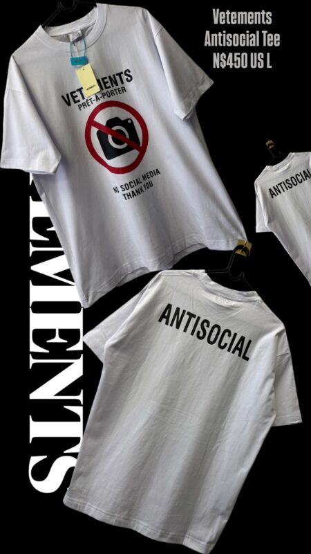 Vetements Antisocial Tee N$450 US L