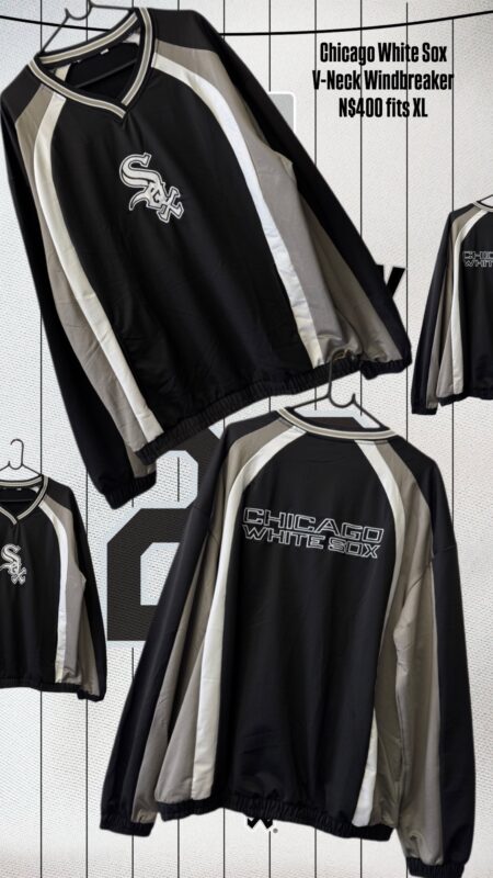 Chicago White Sox V-Neck Windbreaker N$400 fits XL