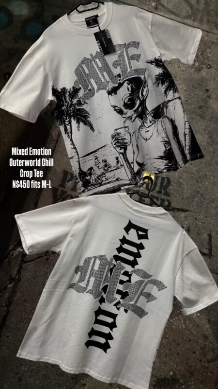 Mixed Emotion Outerworld Chill Crop Tee N$450 fits M-L