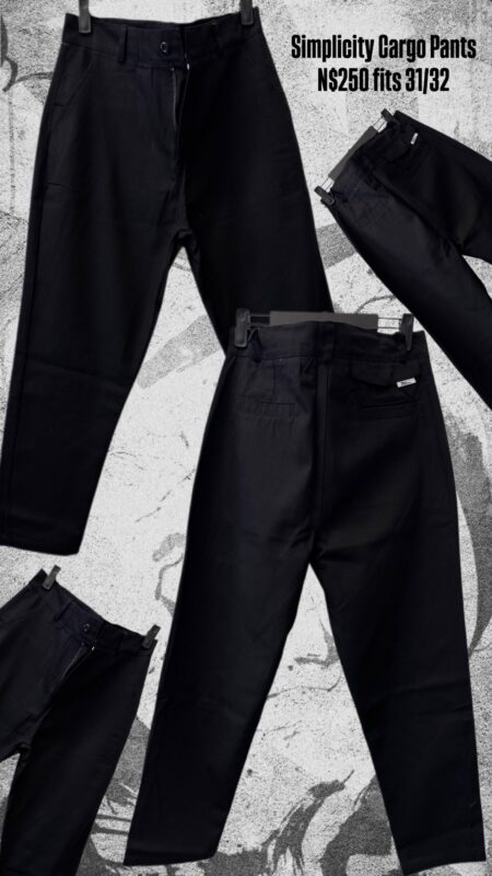 Simplicity Cargo Pants N$250 fits 31/32