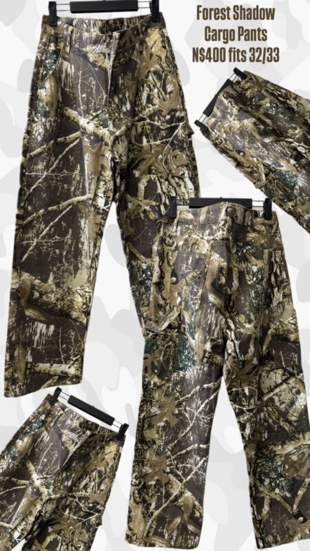 Forest Shadow Cargo Pants N$400 fits 32/33