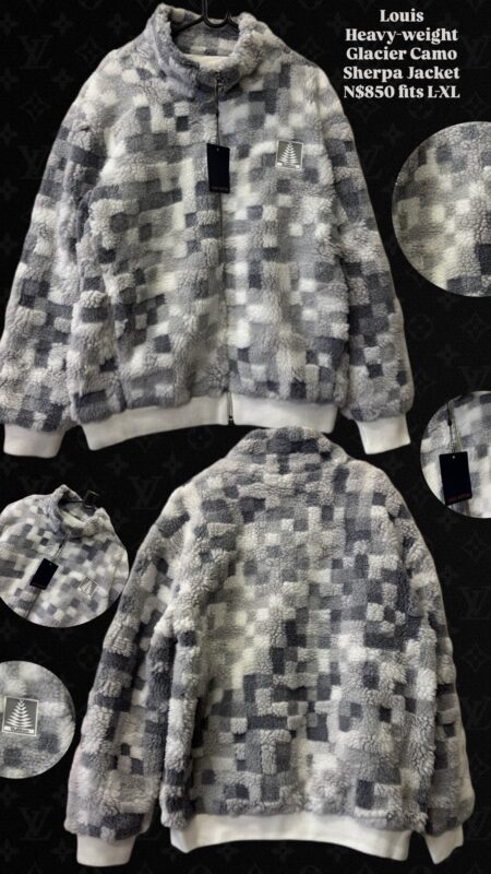 Louis Heavy-weight Glacier Camo Sherpa Jacket N$850 fits L-XL