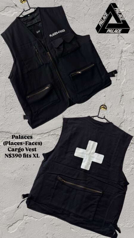 Palaces (Places+Faces) Cargo Vest N$390 fits XL